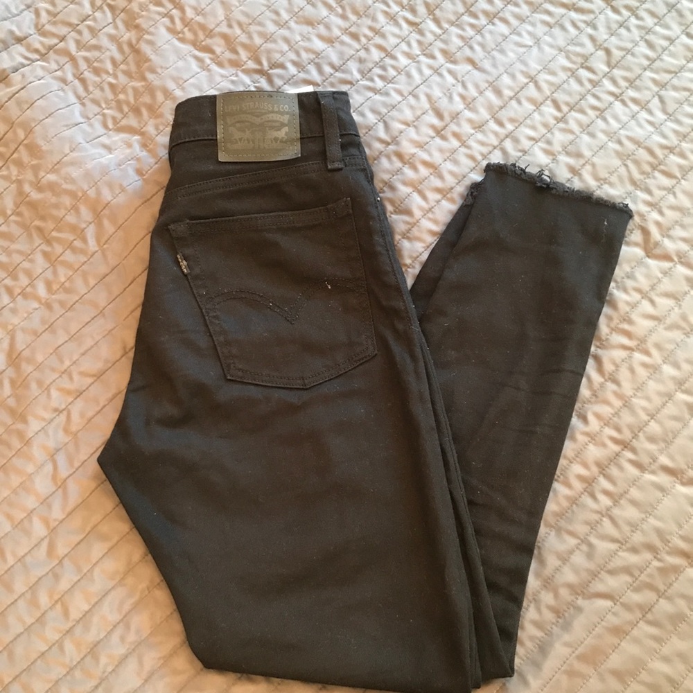 Wedgy skinny Levi jeans size 27